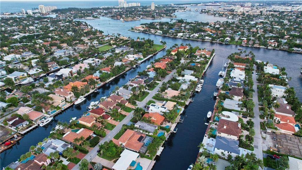 1770 E Las Olas #204, Fort Lauderdale FL 33301