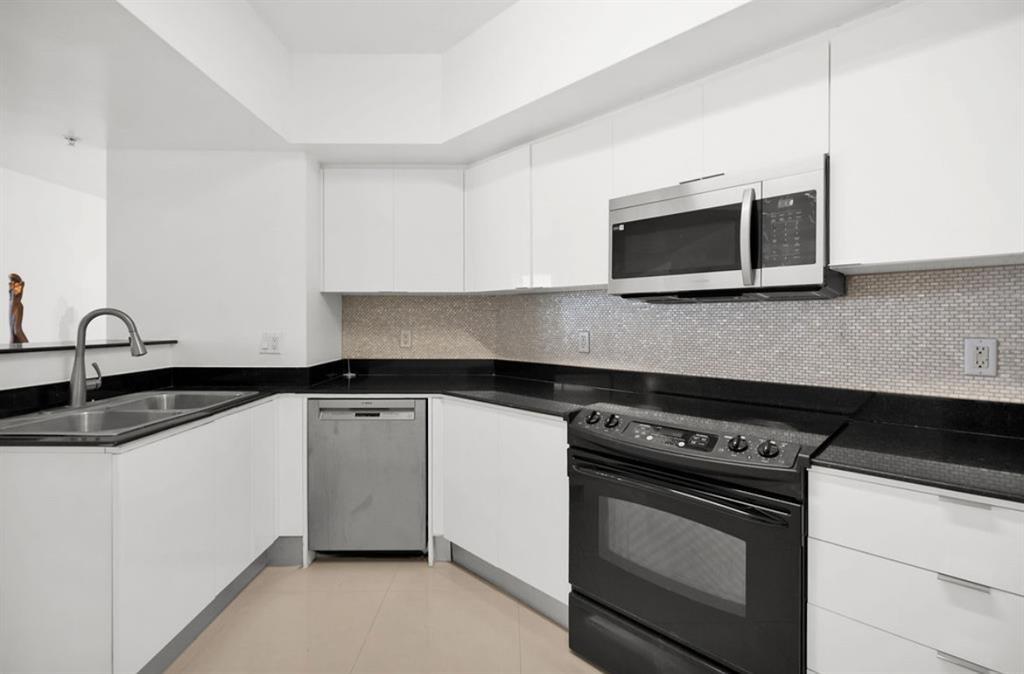 16699 Collins Ave #3402, Sunny Isles Beach FL 33160