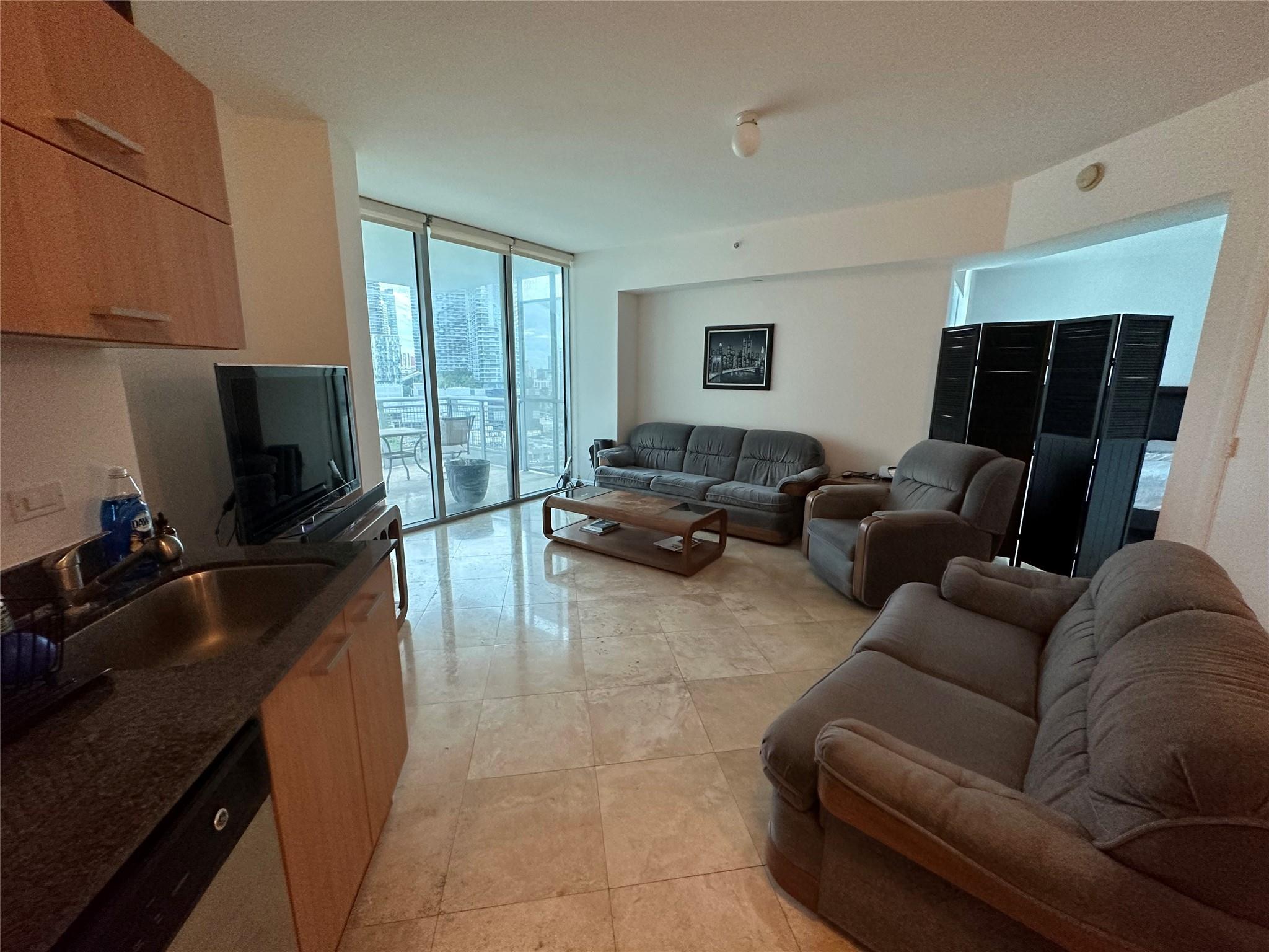 350 S Miami Ave #1608, Miami FL 33130