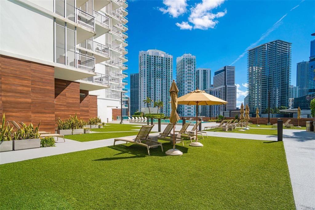 350 S Miami Ave #1608, Miami FL 33130