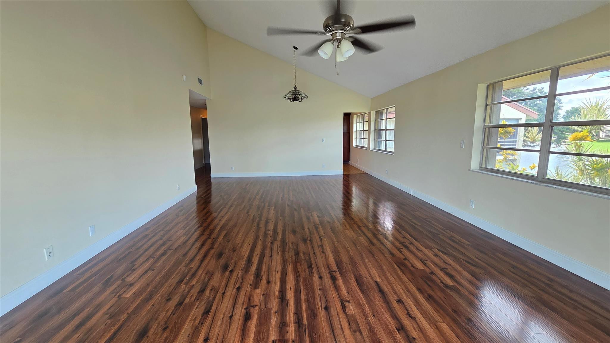 8751 Holly #202, Tamarac FL 33321