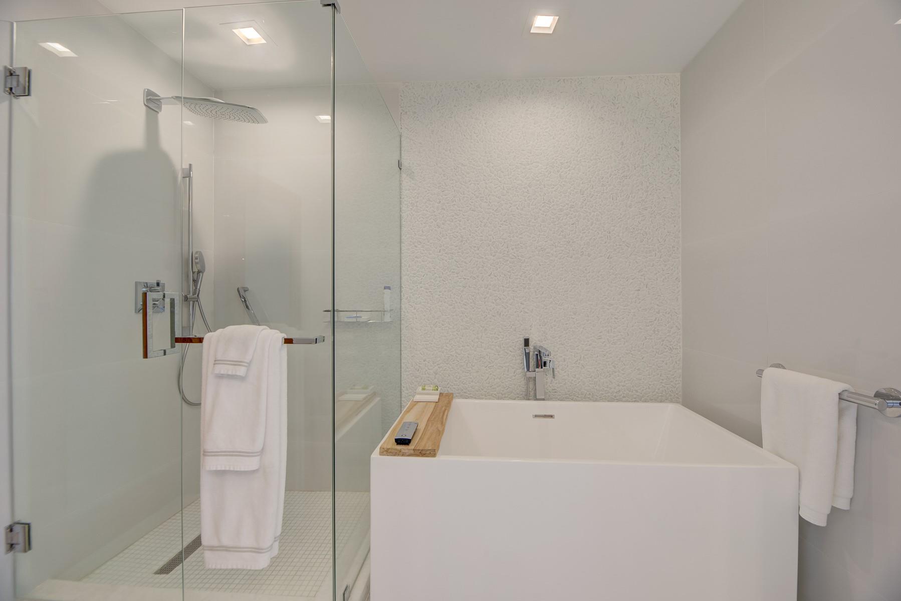 480 NE 31st St #3802, Miami FL 33137