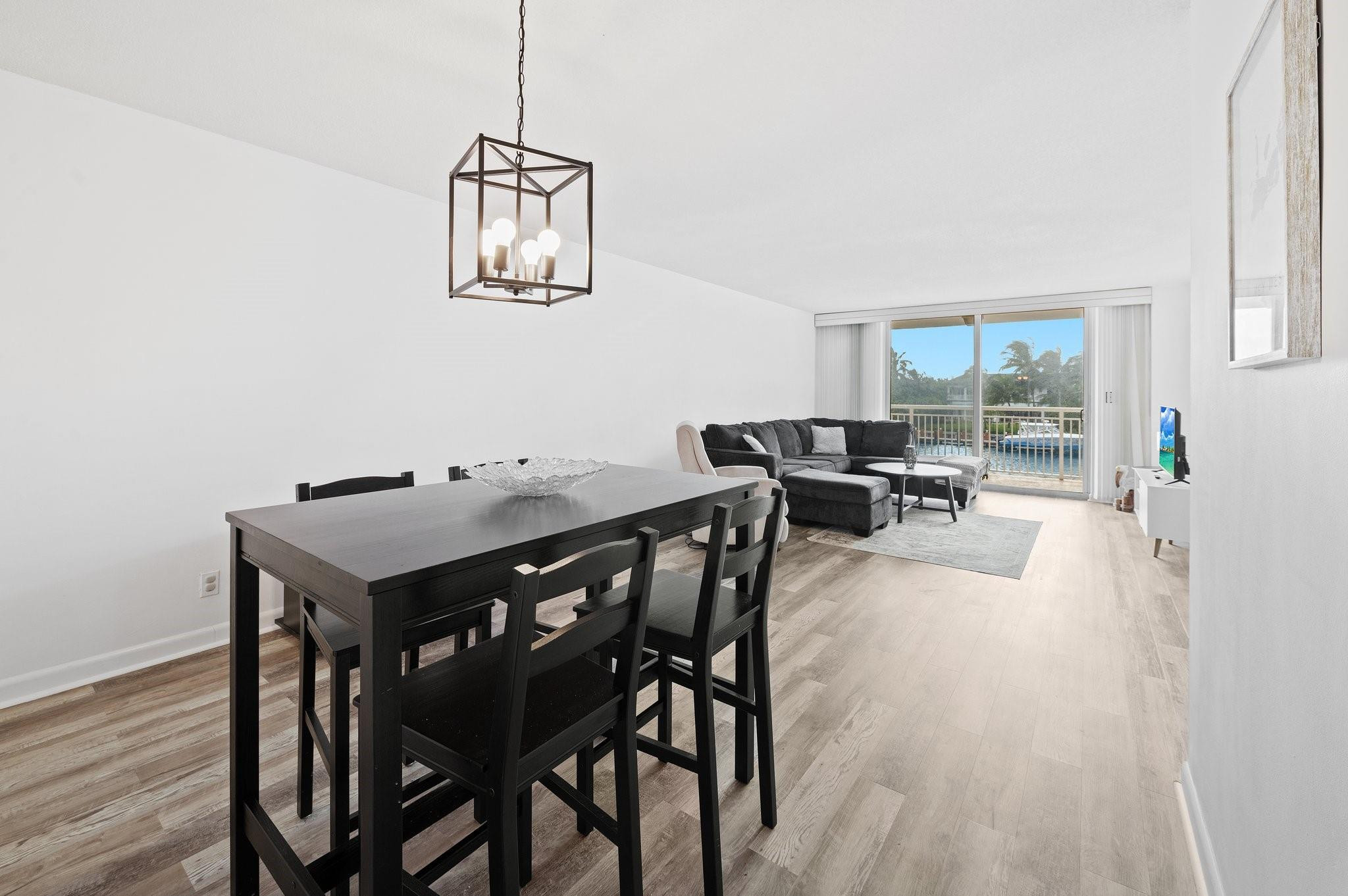 1050 Hillsboro Mile #203w, Hillsboro Beach FL 33062