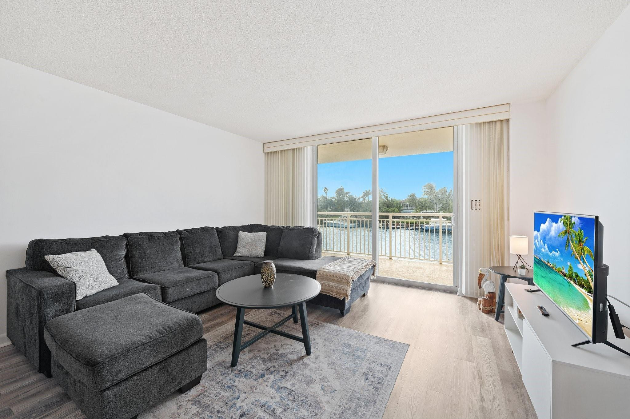1050 Hillsboro Mile #203w, Hillsboro Beach FL 33062