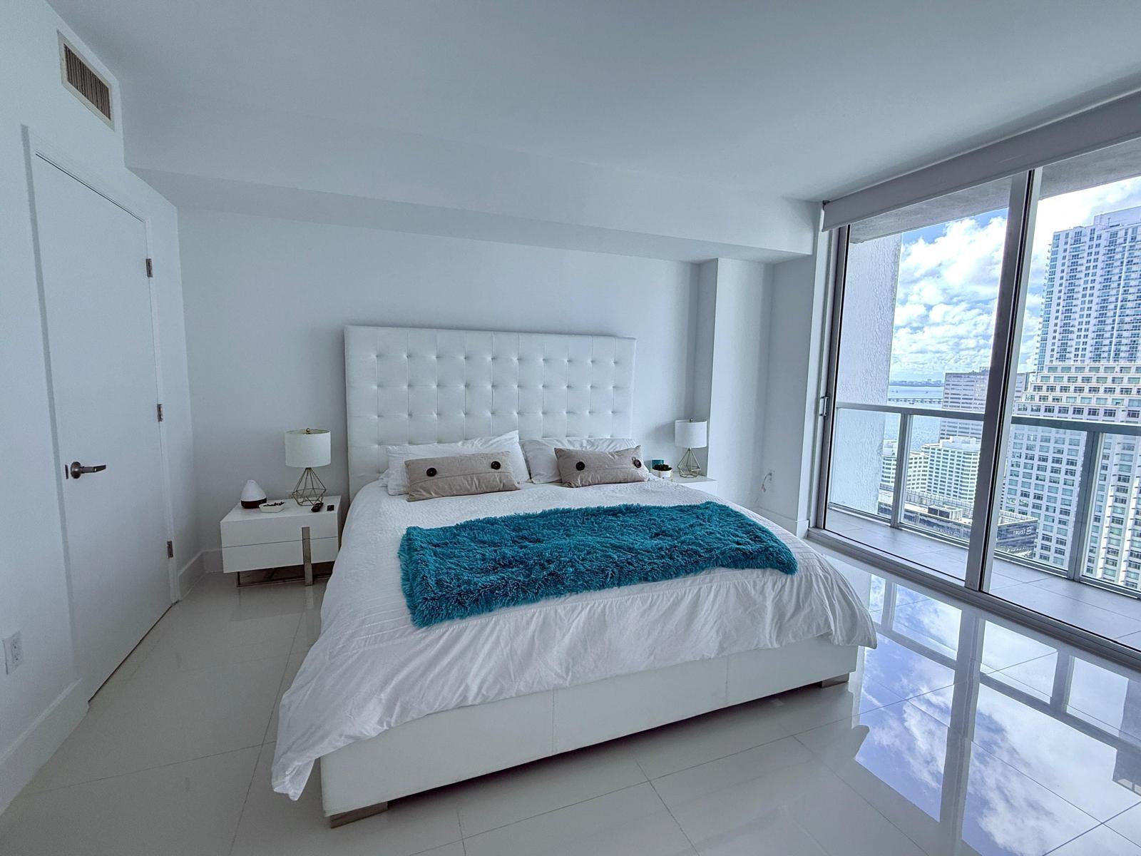 500 Brickell Avenue #3606, Miami FL 33131