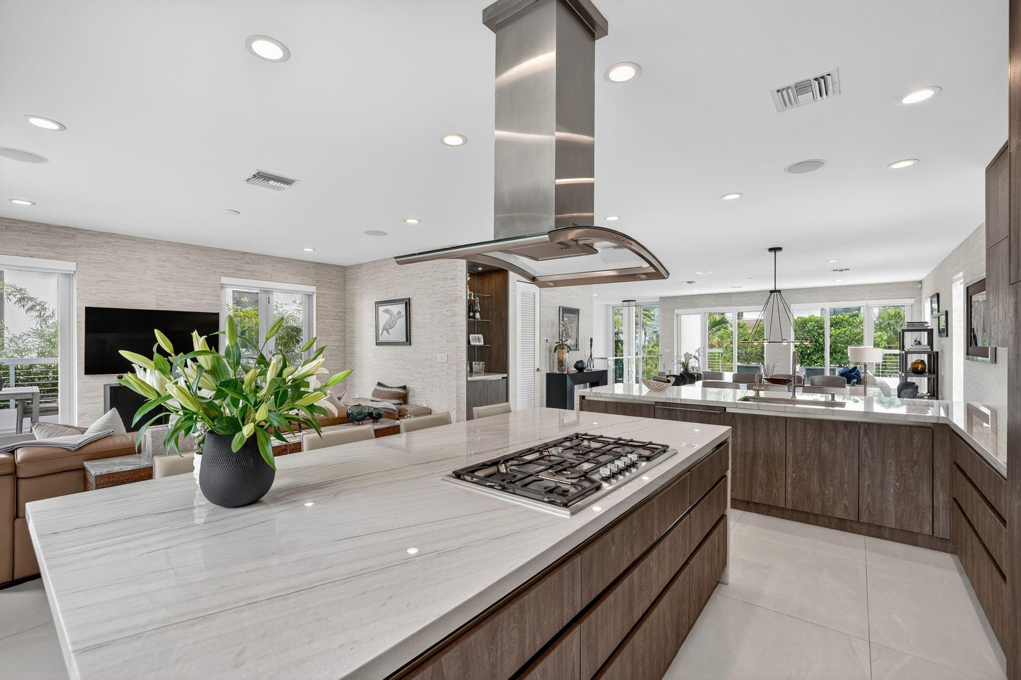 2401 N Atlantic, Fort Lauderdale FL 33305