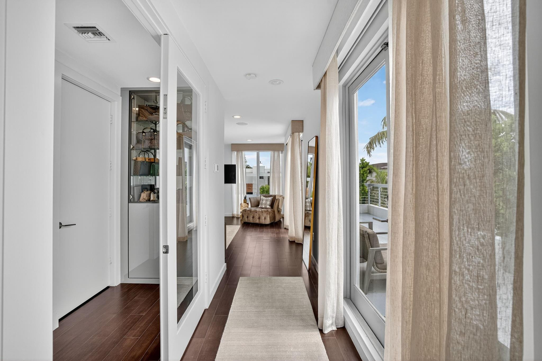 2401 N Atlantic, Fort Lauderdale FL 33305