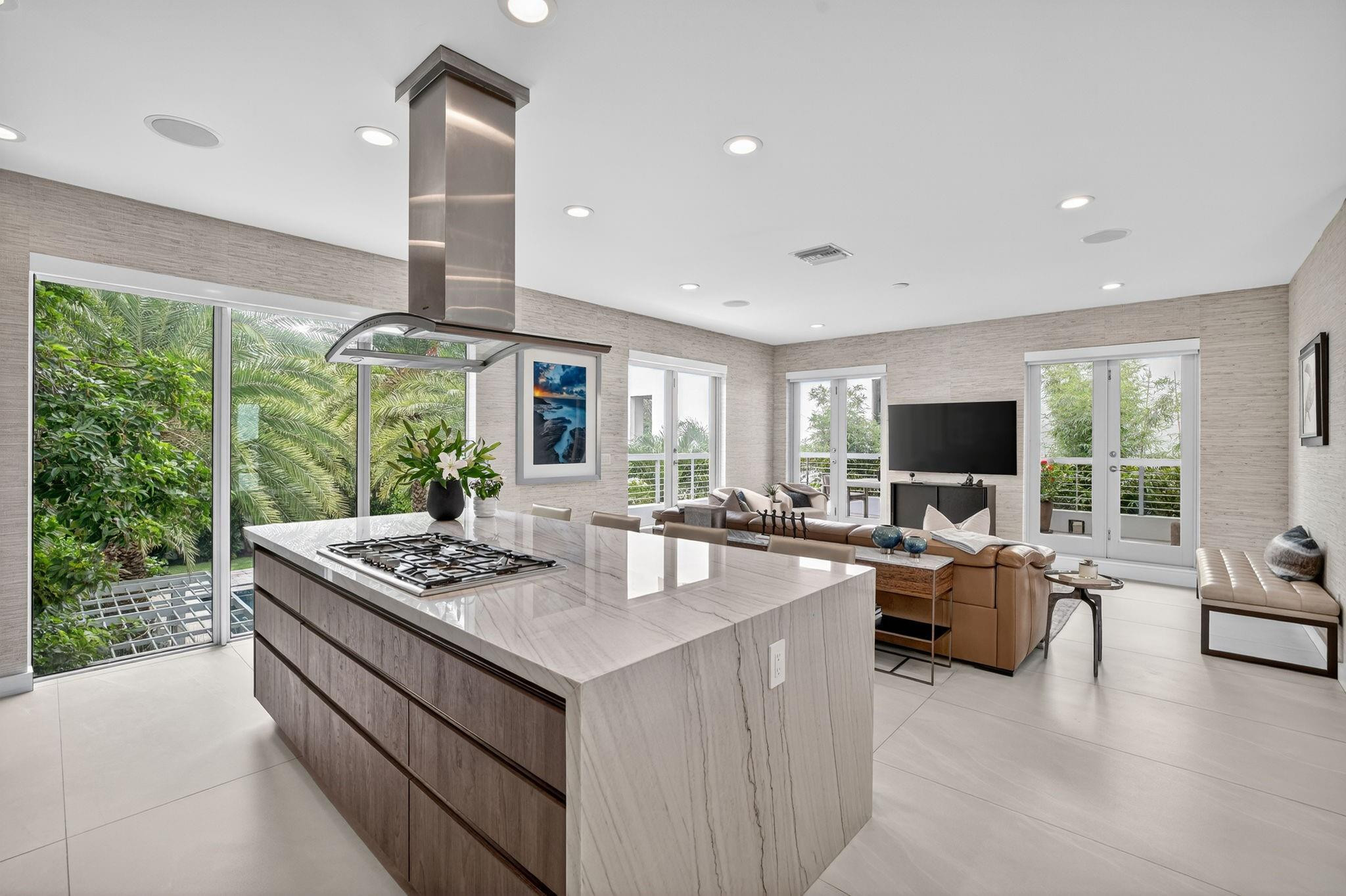 2401 N Atlantic, Fort Lauderdale FL 33305