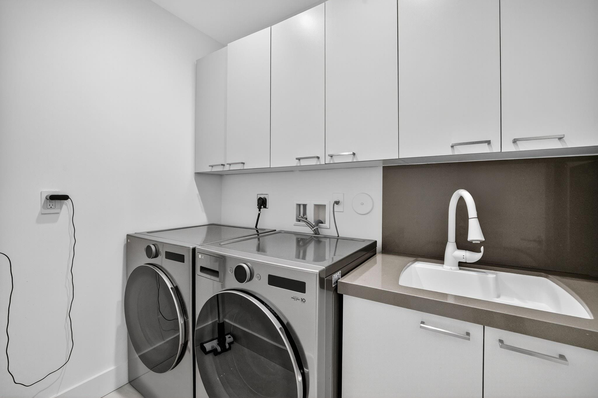 2401 N Atlantic, Fort Lauderdale FL 33305
