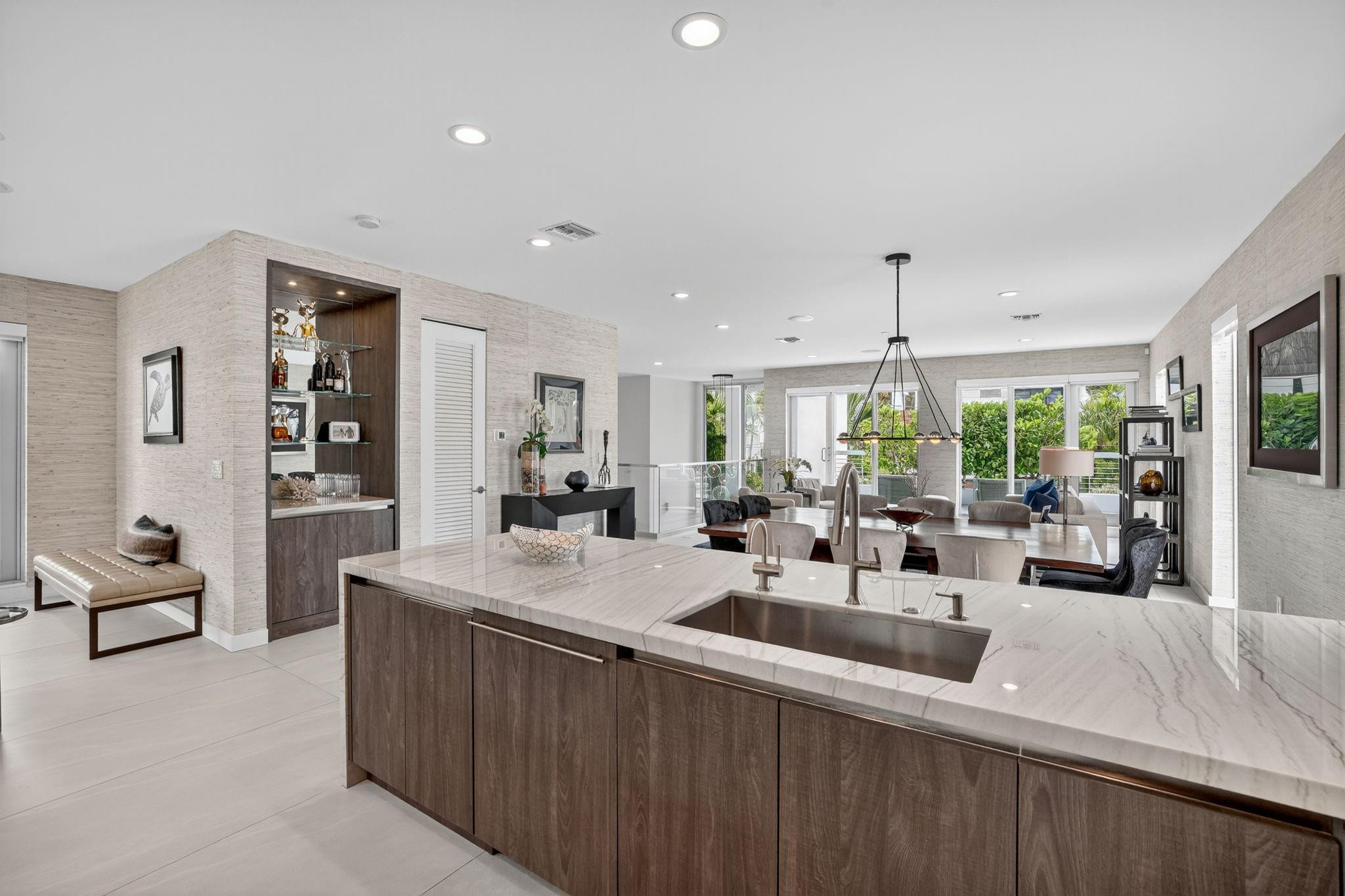 2401 N Atlantic, Fort Lauderdale FL 33305