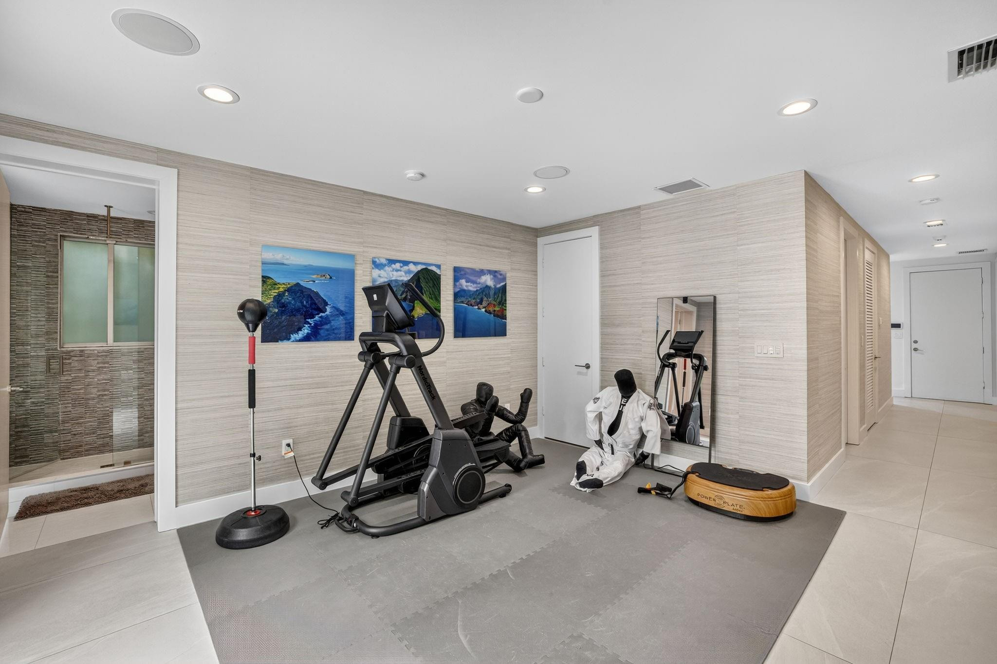 2401 N Atlantic, Fort Lauderdale FL 33305