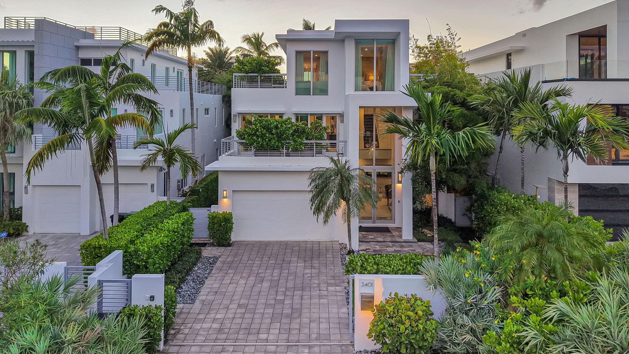 2401 N Atlantic, Fort Lauderdale FL 33305
