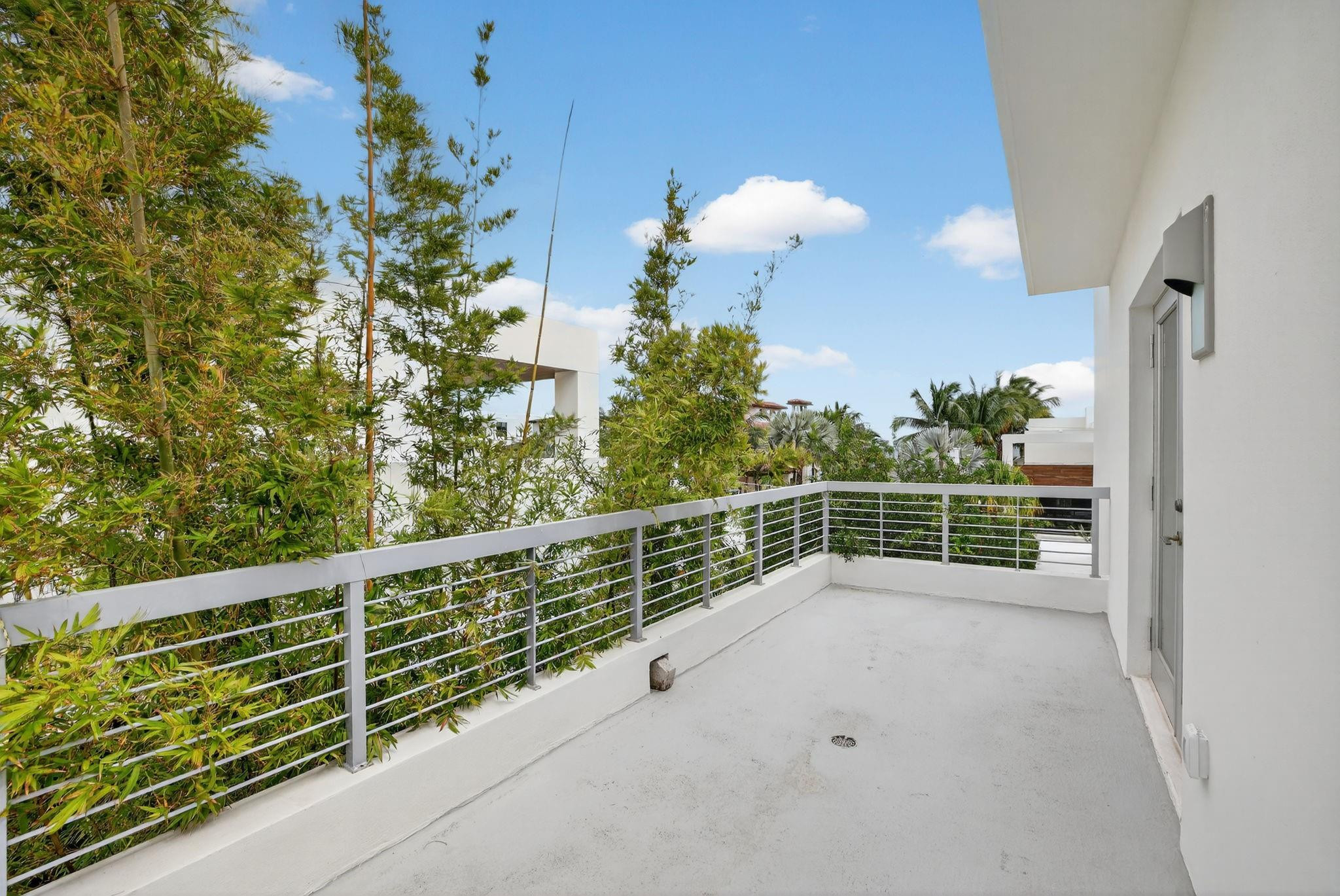 2401 N Atlantic, Fort Lauderdale FL 33305