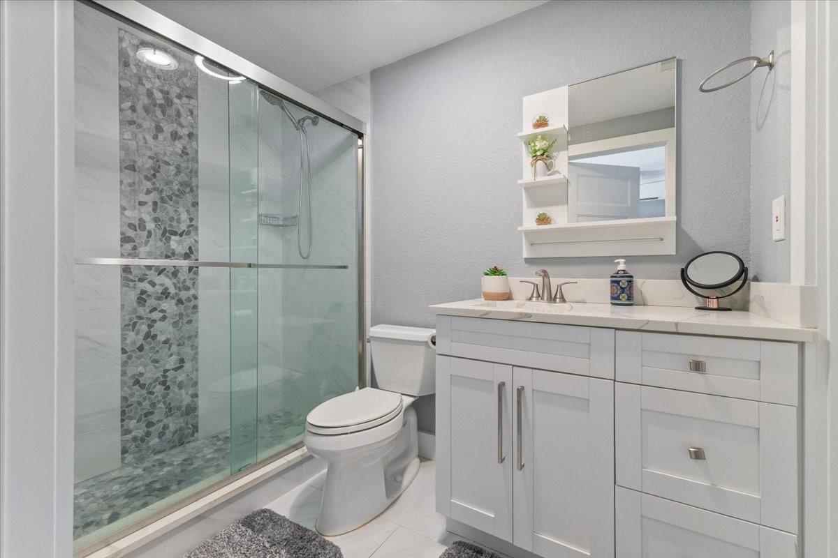 10082 Harbourtown Ct, Boca Raton FL 33498