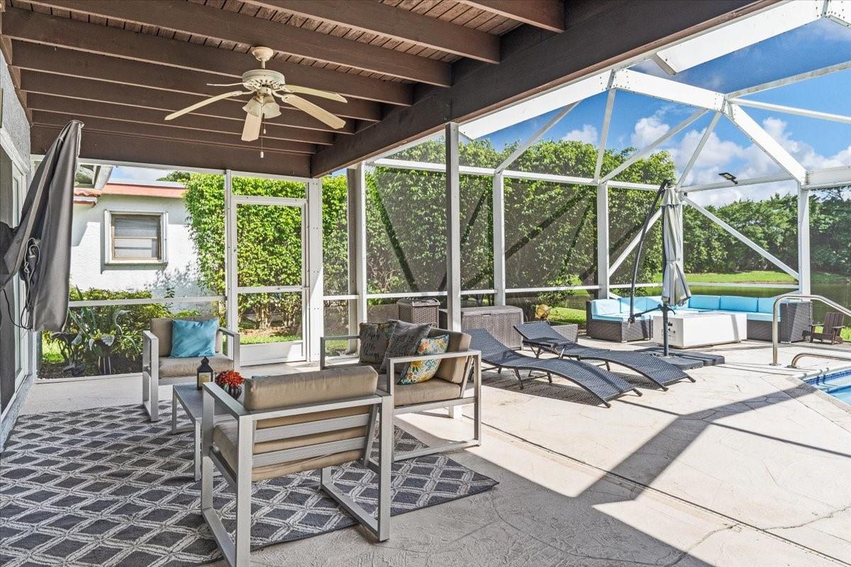 10082 Harbourtown Ct, Boca Raton FL 33498