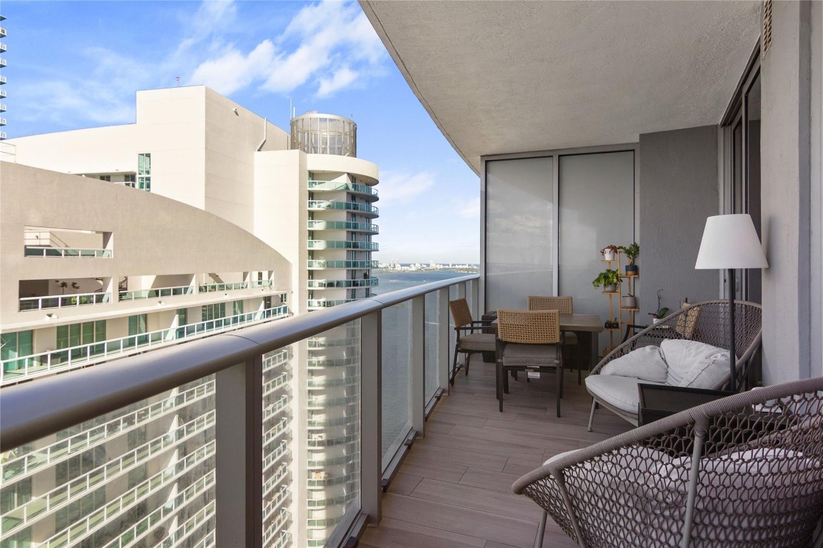 488 NE 18th #3503, Miami FL 33132