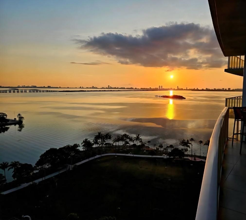 1900 N Bayshore Dr #1504, Miami FL 33132