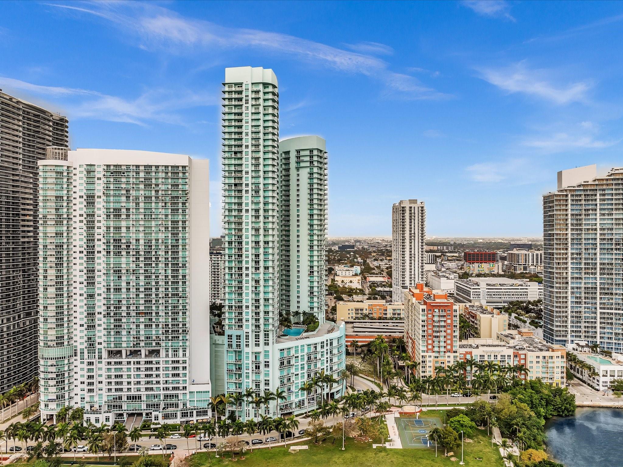 1900 N Bayshore Dr #1504, Miami FL 33132