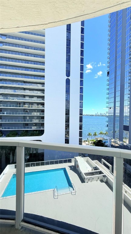 601 NE 23rd #902, Miami FL 33137