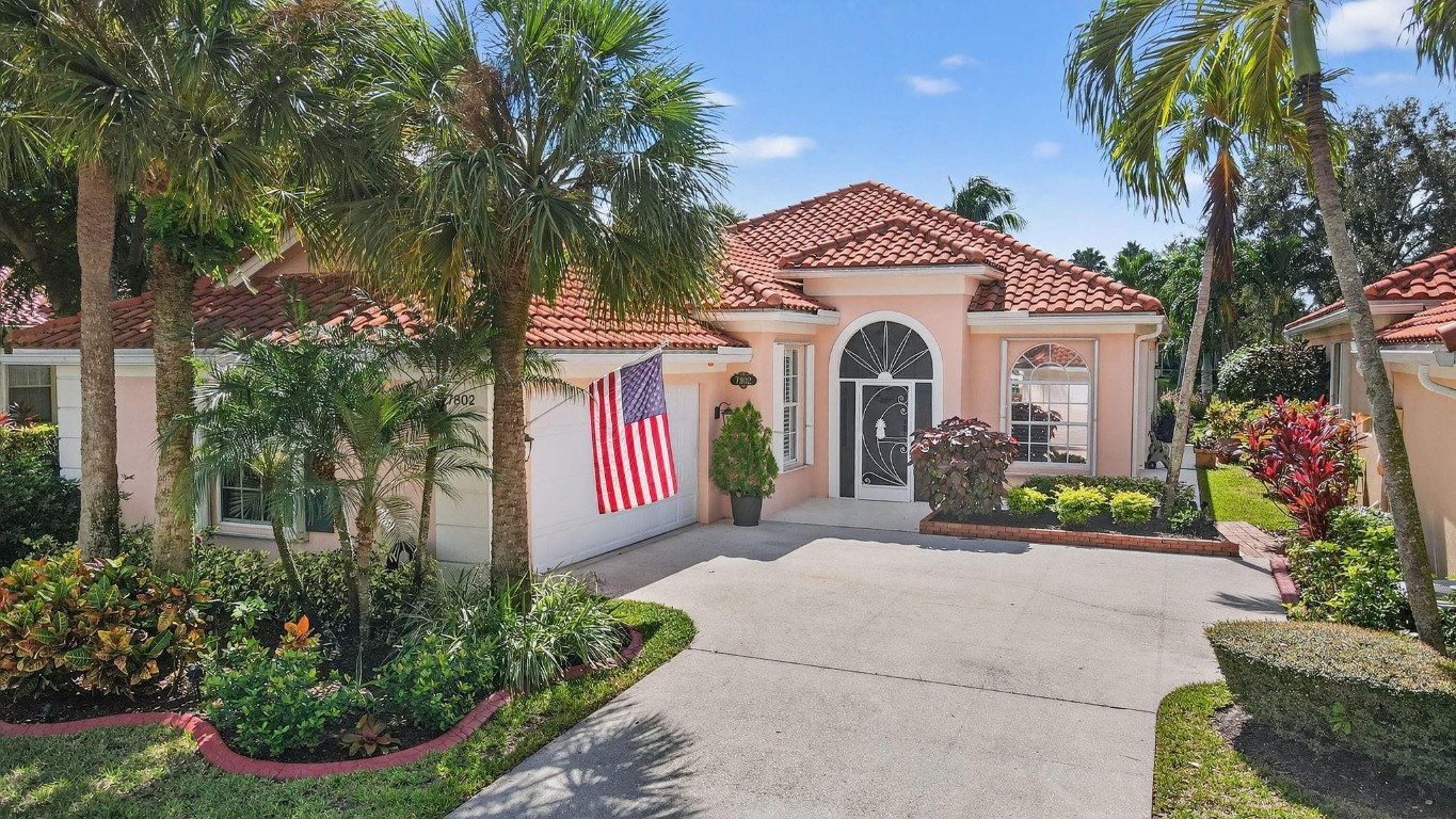 7802 Red River, West Palm Beach FL 33411
