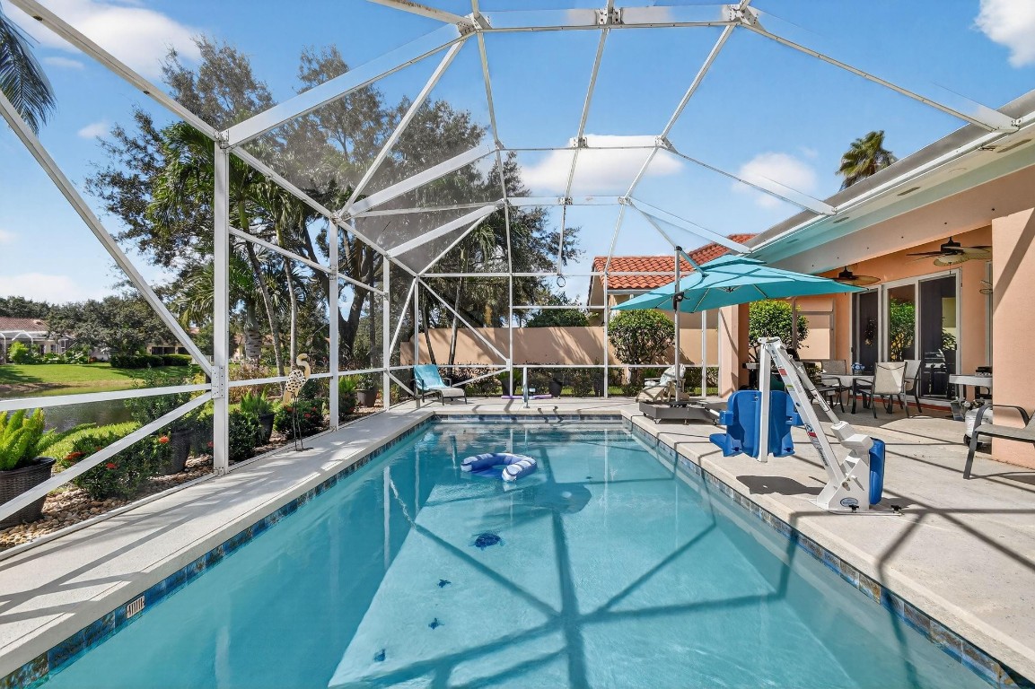 7802 Red River, West Palm Beach FL 33411