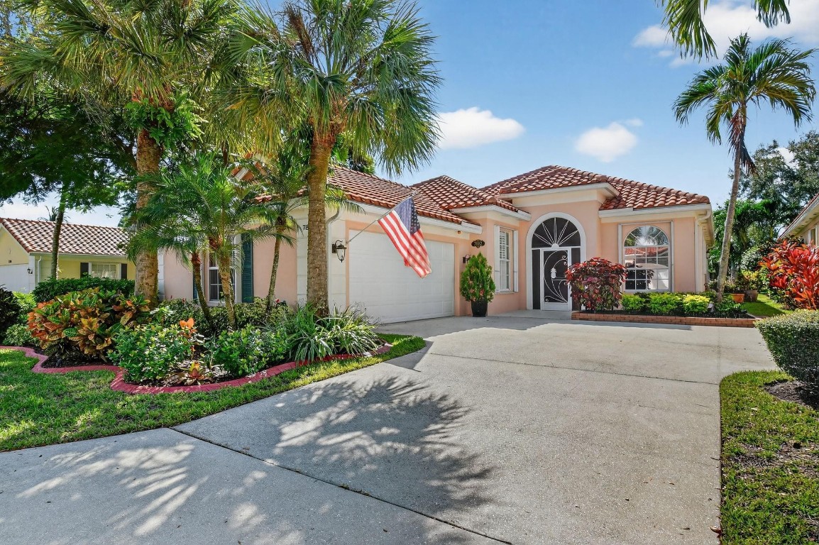 7802 Red River, West Palm Beach FL 33411