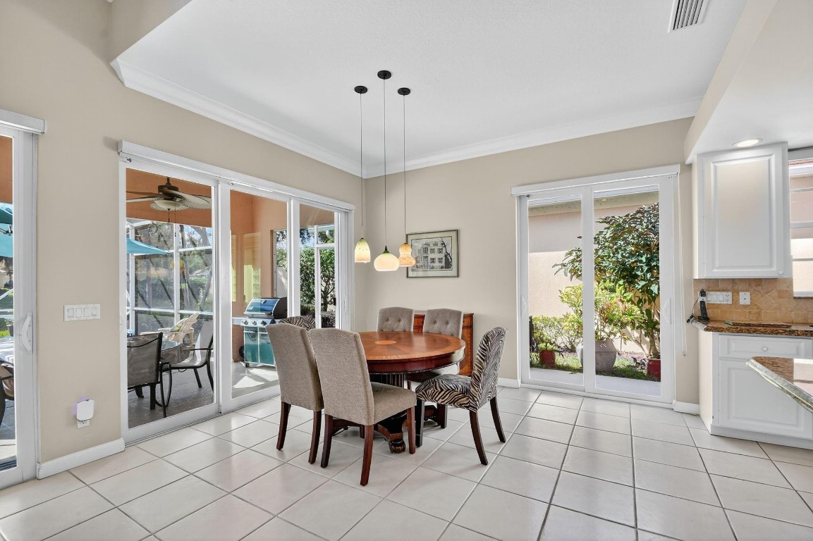 7802 Red River, West Palm Beach FL 33411