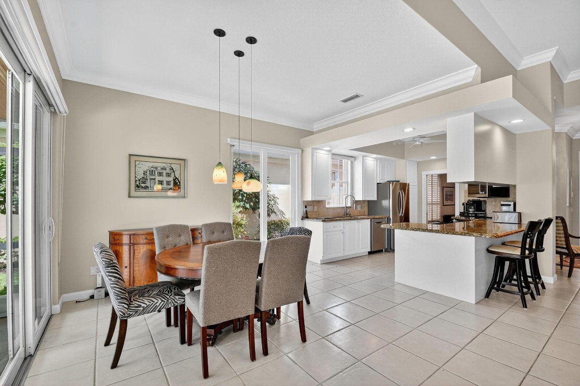 7802 Red River, West Palm Beach FL 33411