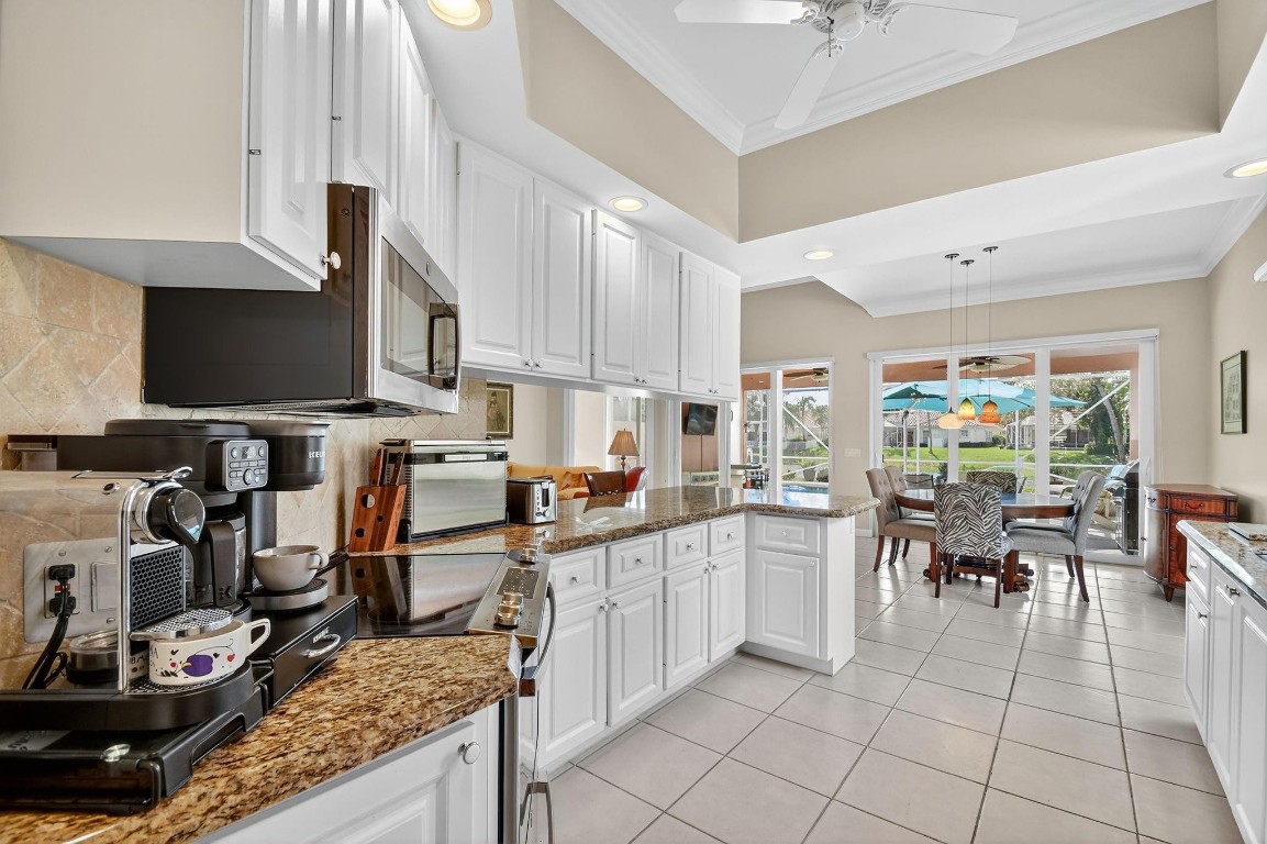 7802 Red River, West Palm Beach FL 33411