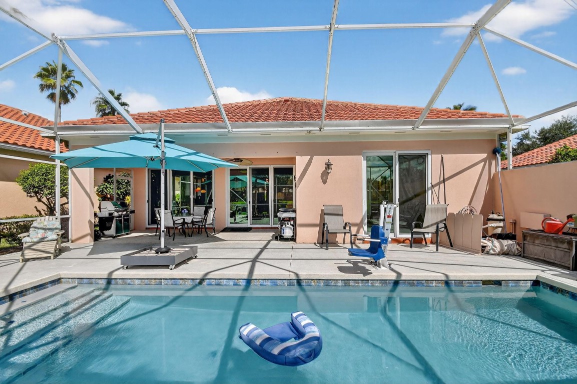 7802 Red River, West Palm Beach FL 33411