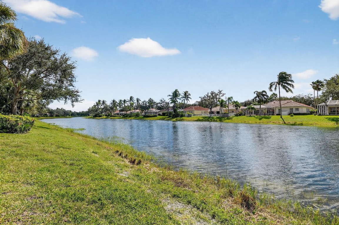 7802 Red River, West Palm Beach FL 33411