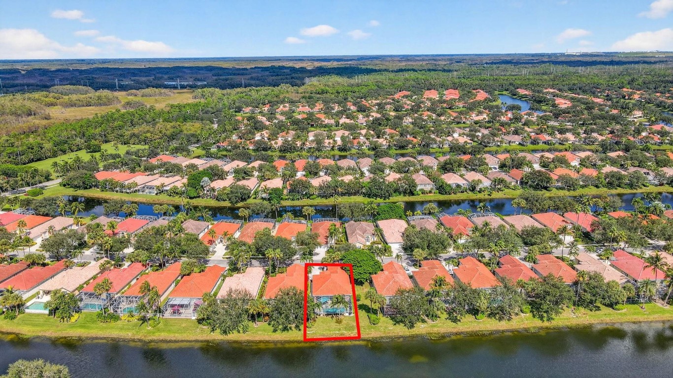 7802 Red River, West Palm Beach FL 33411