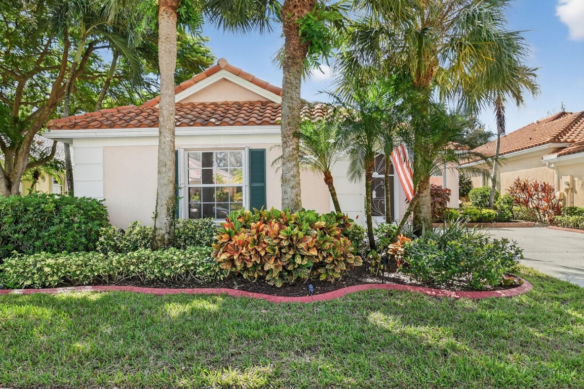 7802 Red River, West Palm Beach FL 33411