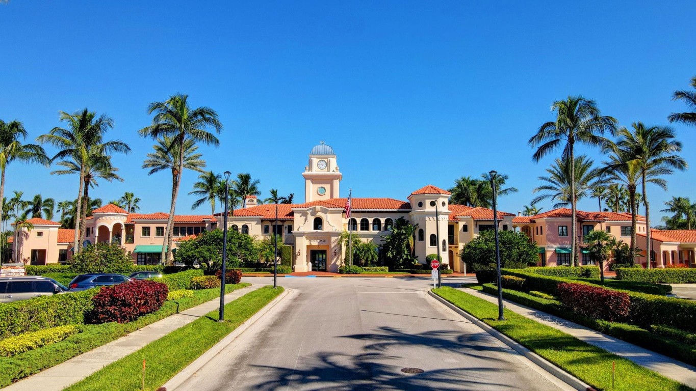 7802 Red River, West Palm Beach FL 33411