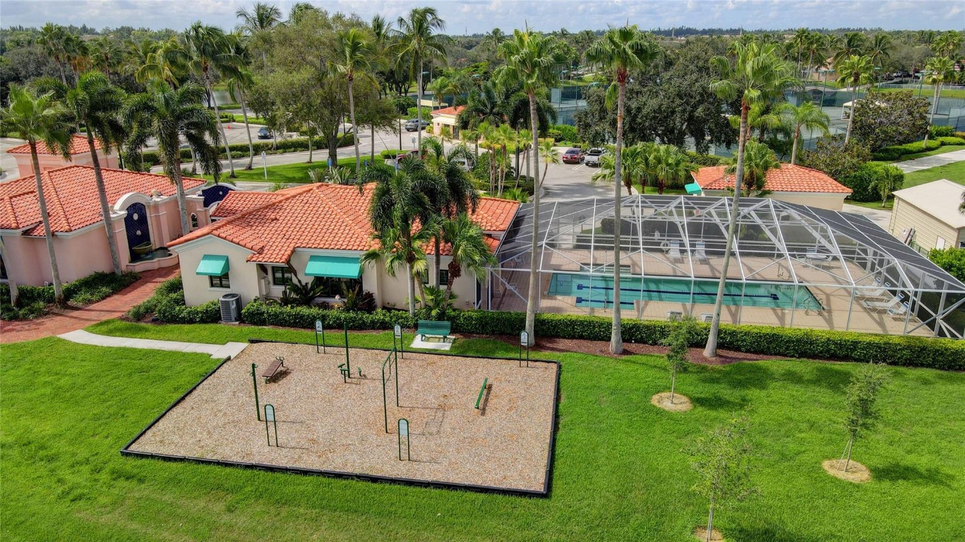 7802 Red River, West Palm Beach FL 33411