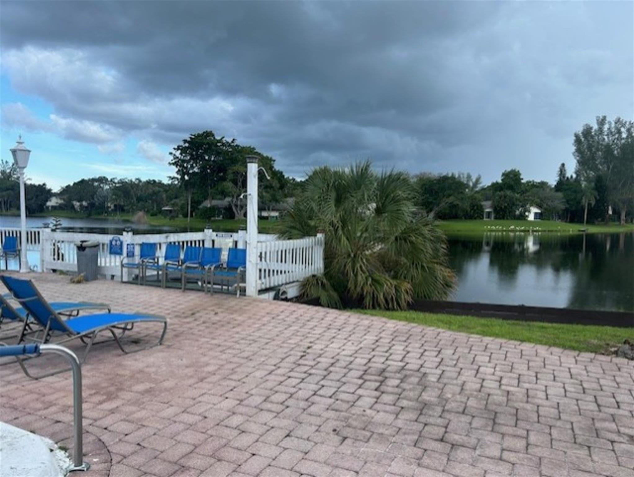 3720 Inverrary #1t, Lauderhill FL 33319
