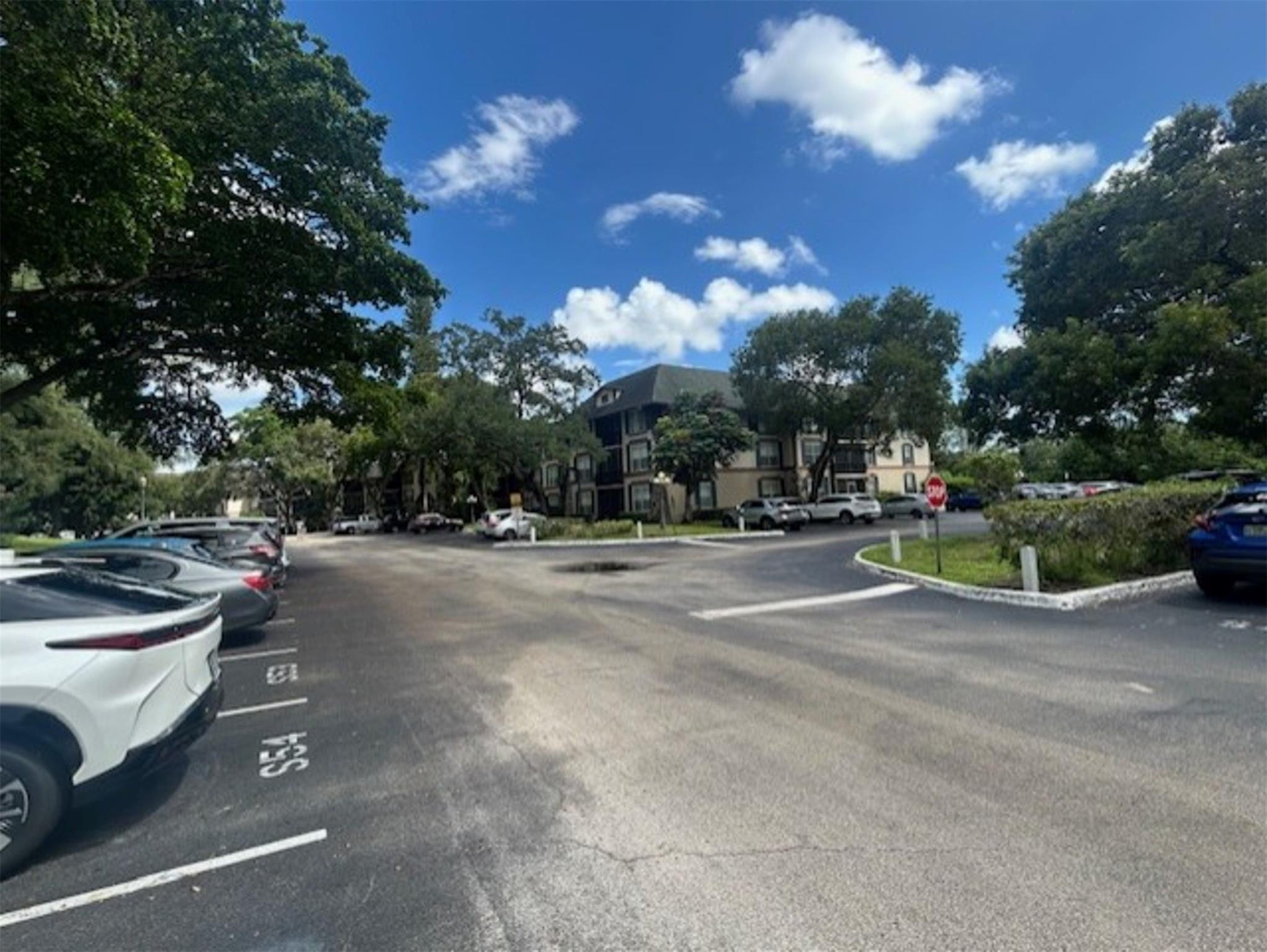 3720 Inverrary #1t, Lauderhill FL 33319