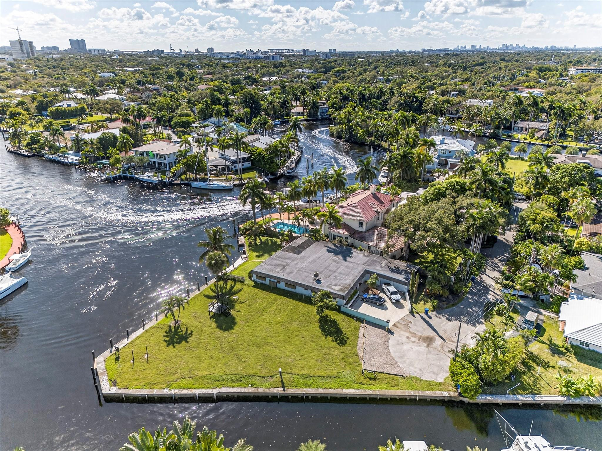 522 SW 9th, Fort Lauderdale FL 33312