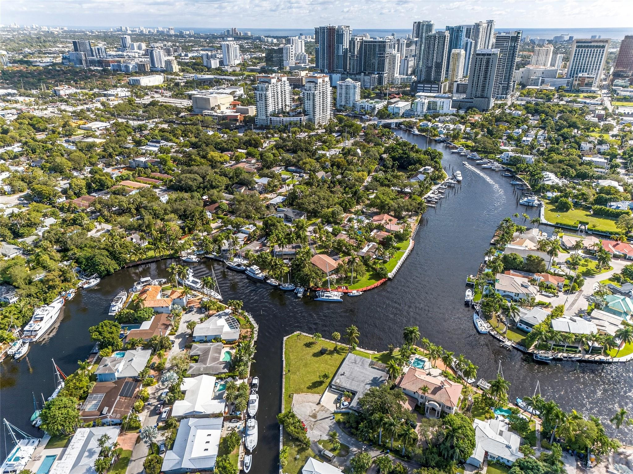 522 SW 9th, Fort Lauderdale FL 33312