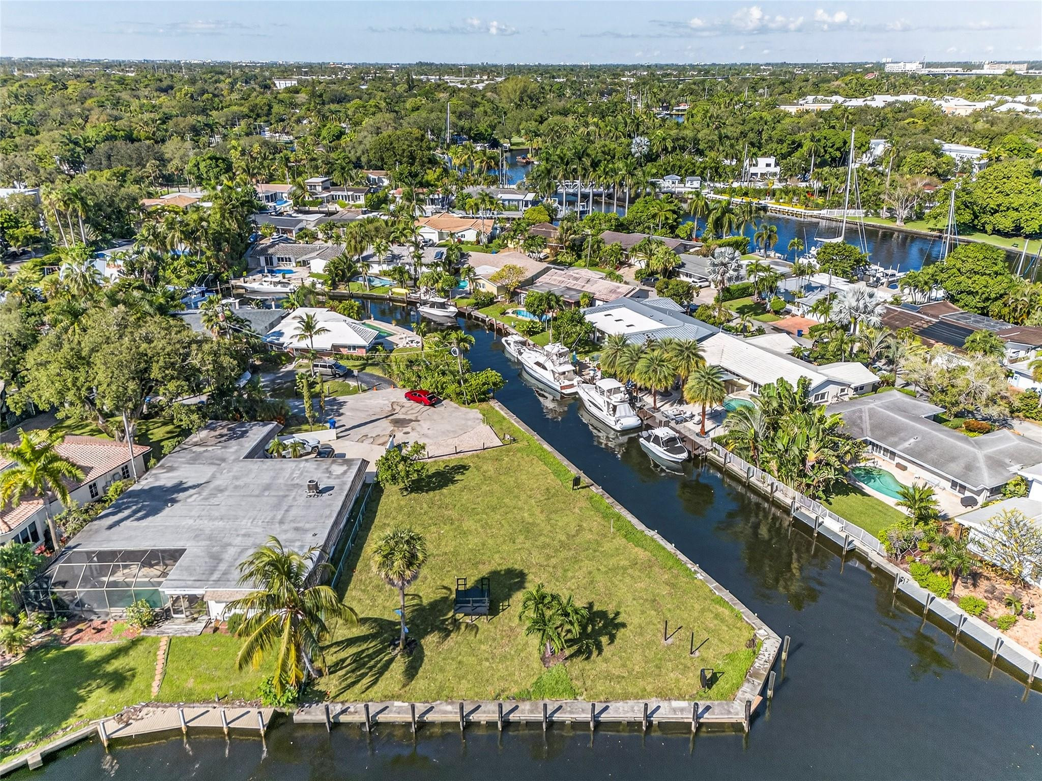 522 SW 9th, Fort Lauderdale FL 33312