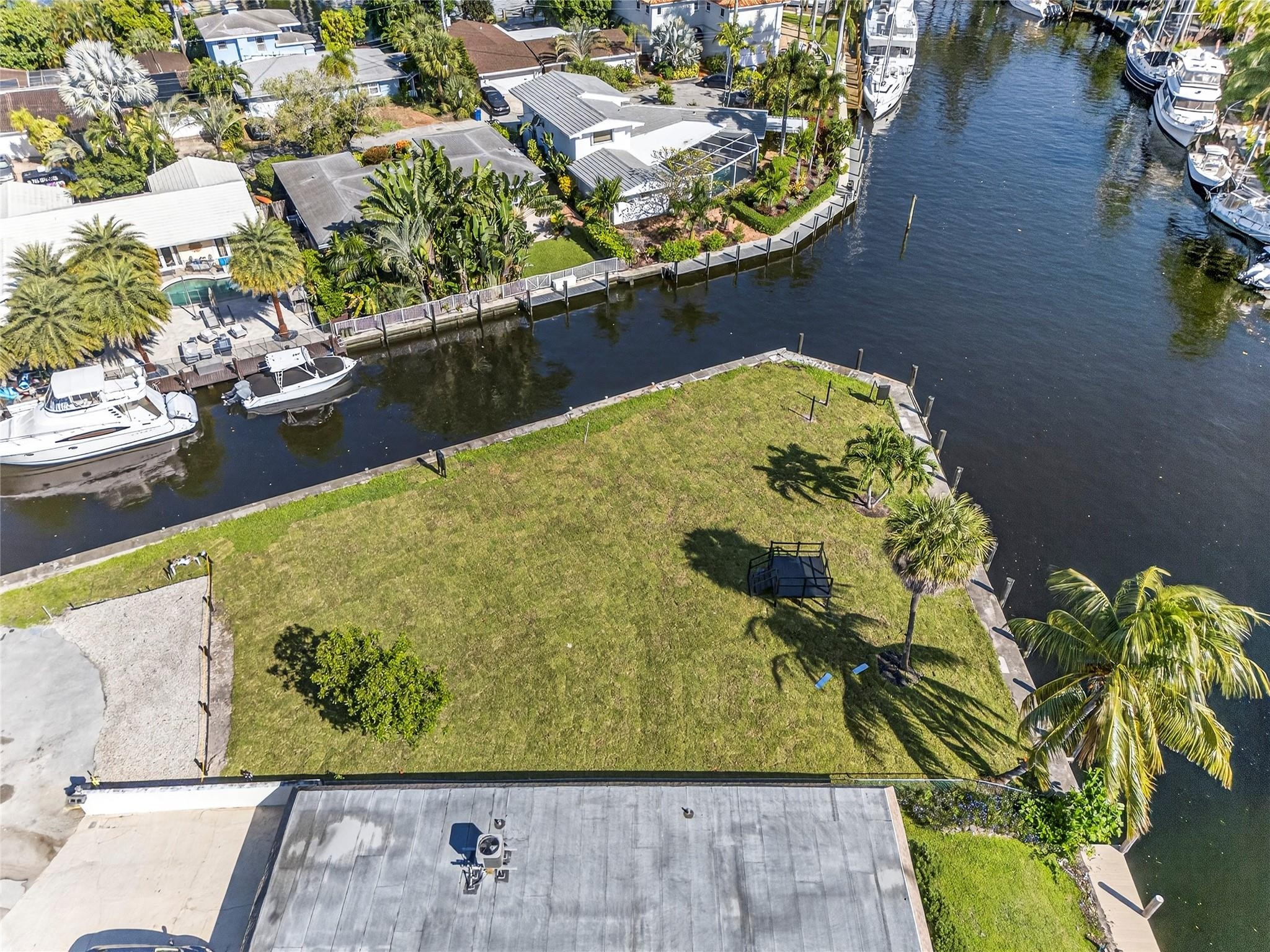 522 SW 9th, Fort Lauderdale FL 33312