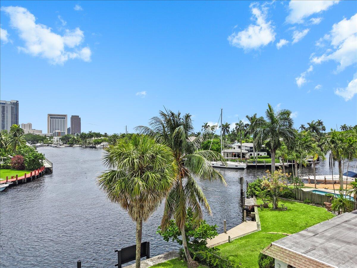 522 SW 9th, Fort Lauderdale FL 33312