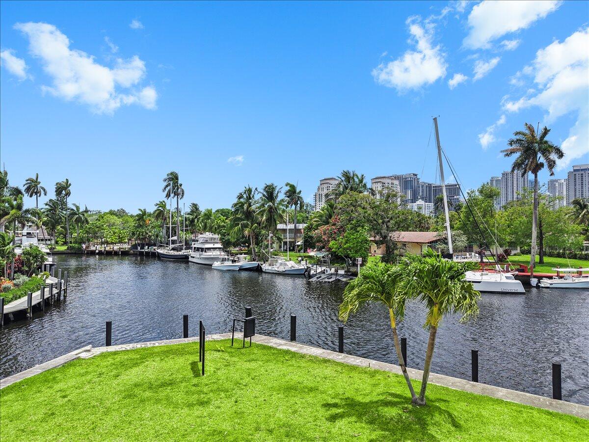 522 SW 9th, Fort Lauderdale FL 33312