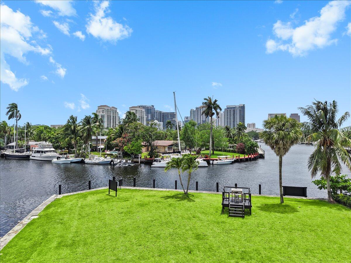 522 SW 9th, Fort Lauderdale FL 33312