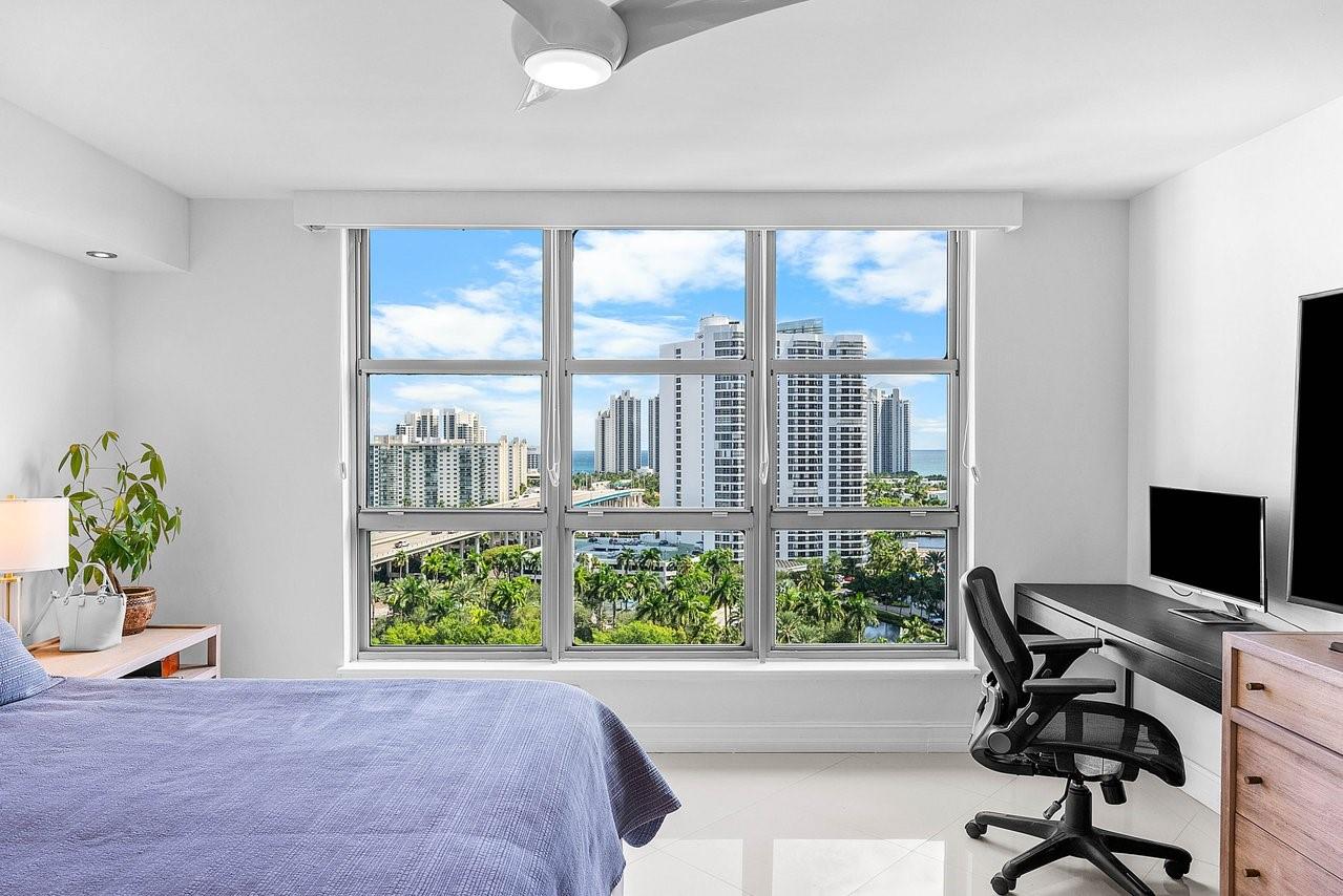 3500 Mystic Pointe Dr #1808, Aventura FL 33180