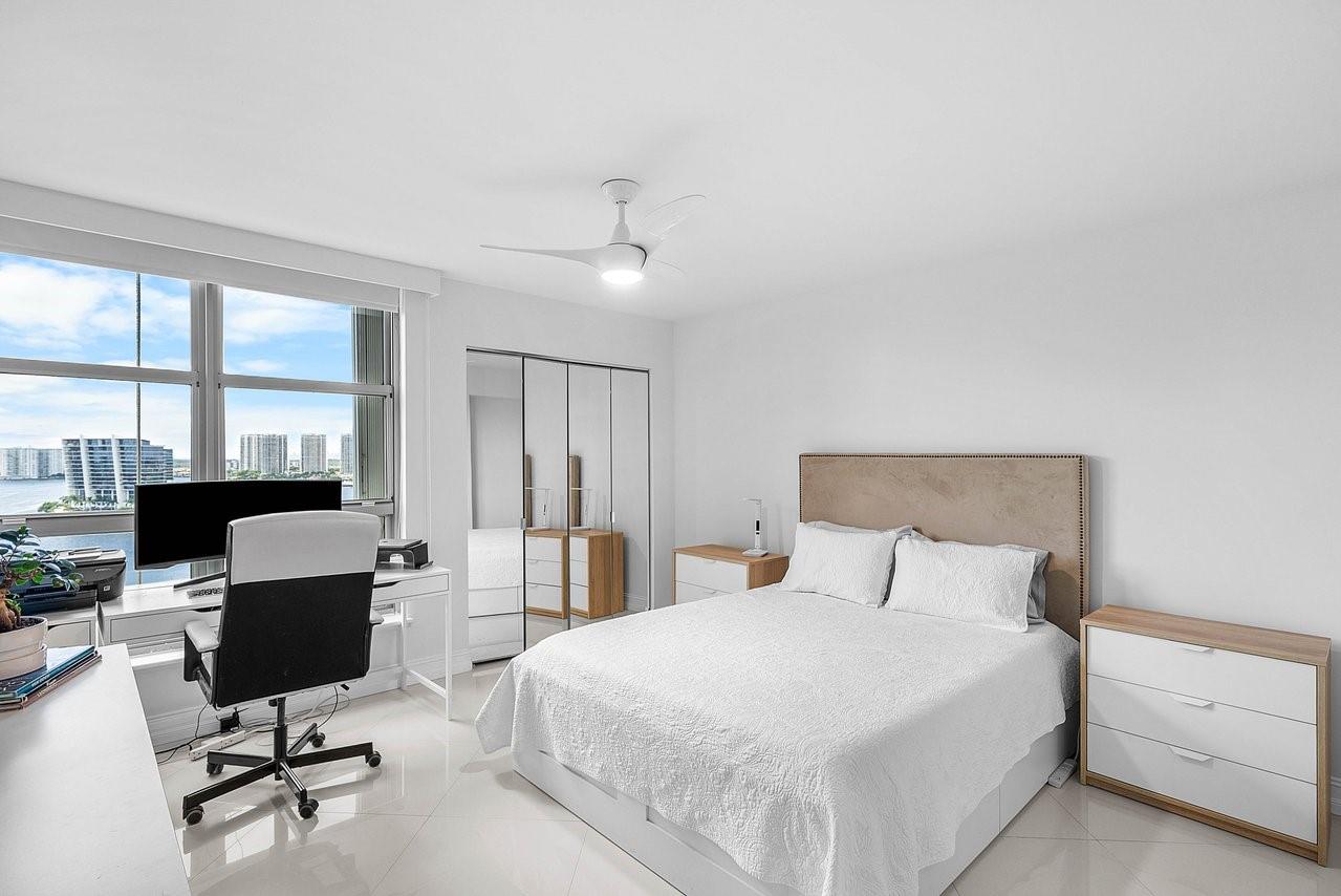 3500 Mystic Pointe Dr #1808, Aventura FL 33180