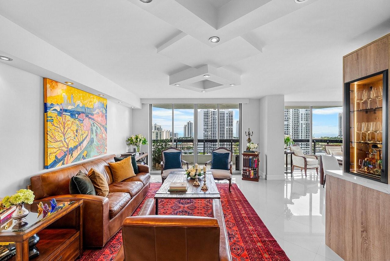 3500 Mystic Pointe Dr #1808, Aventura FL 33180
