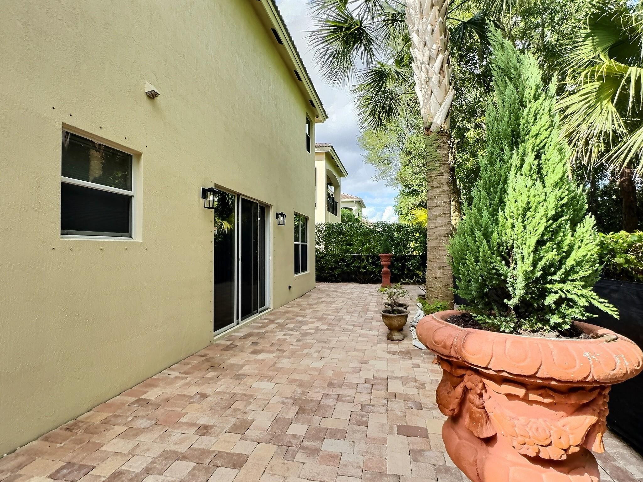 9183 Nugent, West Palm Beach FL 33411