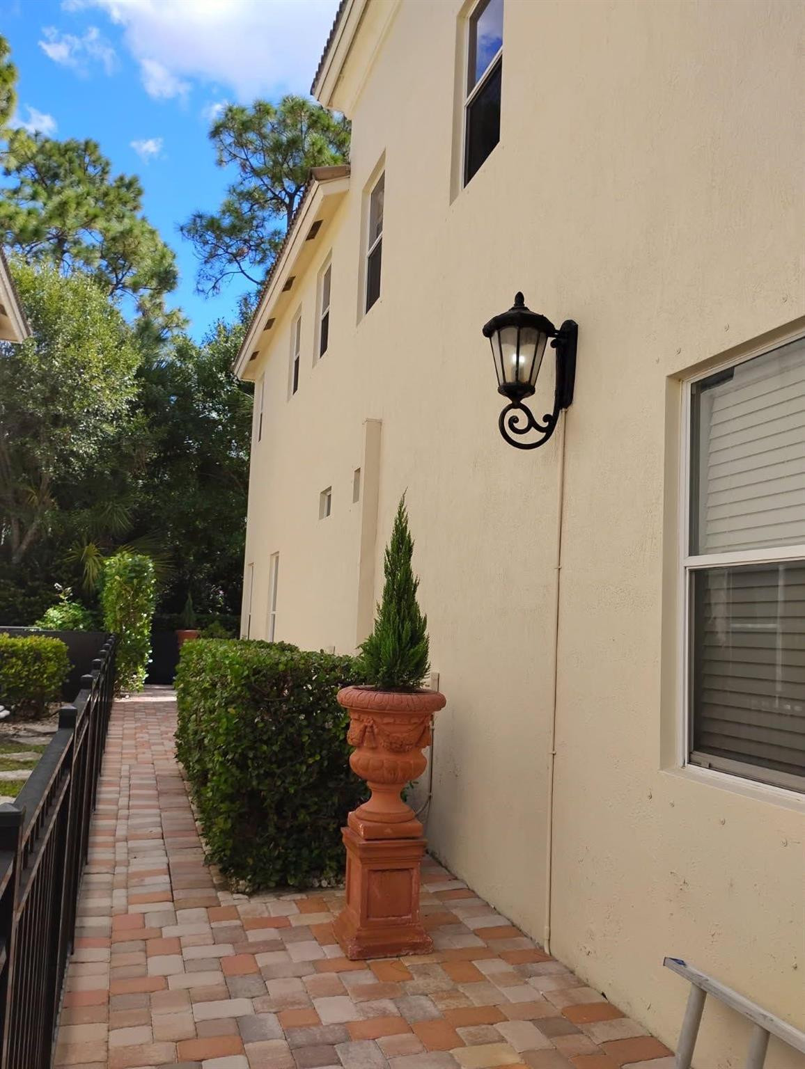 9183 Nugent, West Palm Beach FL 33411