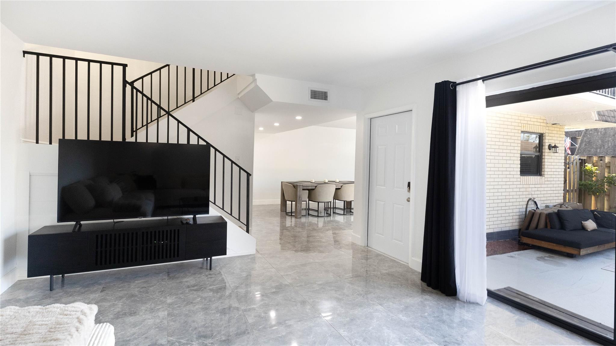 8204 SW 23rd #D, North Lauderdale FL 33068